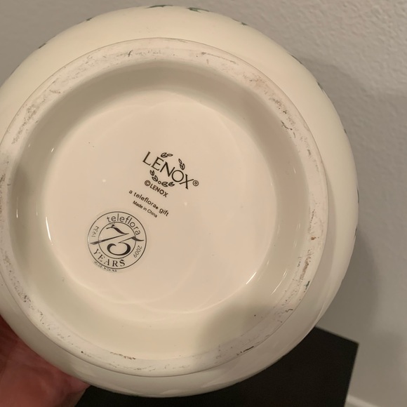 Gorgeous Vintage Lenox vase Bowl Christmas Holiday 75 Years 14k Gold trim - Picture 3 of 5